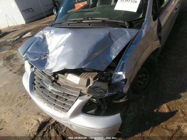 Chrysler Town & Country 2005 1C4GP45RX5B286105 Image 7