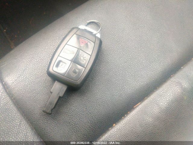 YV1MW382382411250 Volvo V50