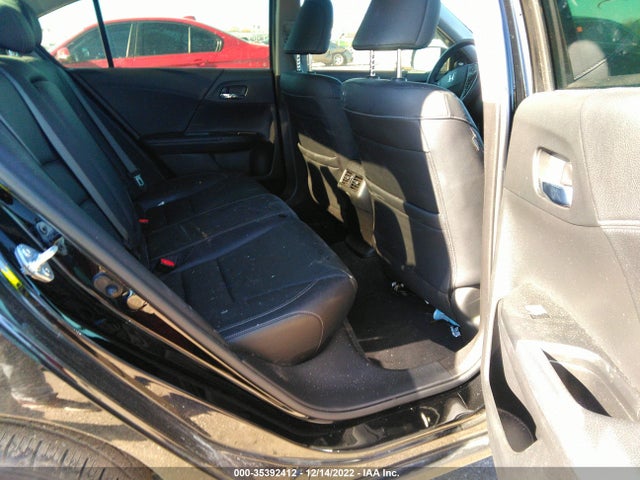 2017 Honda Accord, VIN: JHMCR6F50HC000484