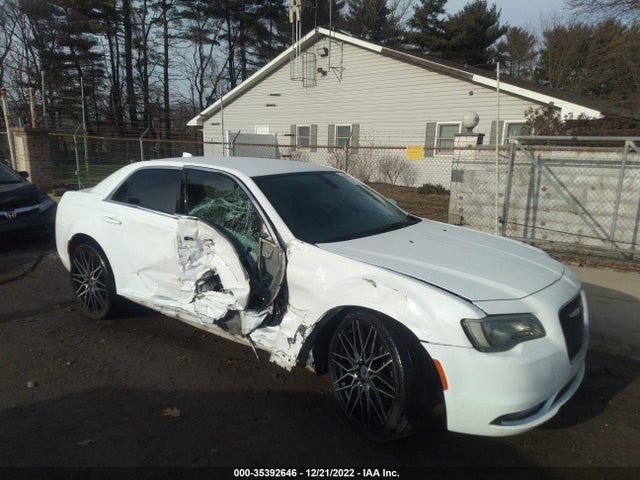 Chrysler 300 Limited 2015 2C3CCARG9FH781717 Image 1