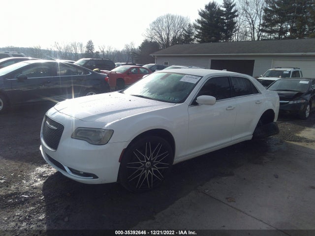 Chrysler 300 Limited 2015 2C3CCARG9FH781717 Image 2