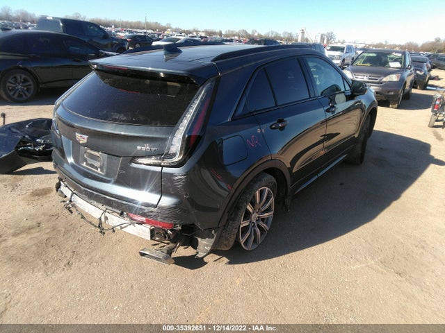 2021 Cadillac XT4, VIN: 1GYFZER48MF015538