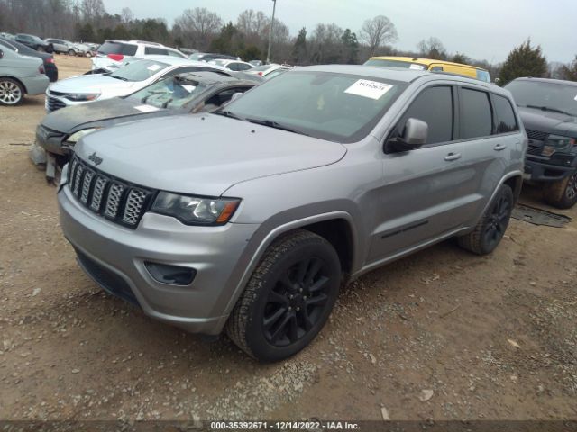 1C4RJEAG0JC268981 Jeep Grand Cherokee Altitude