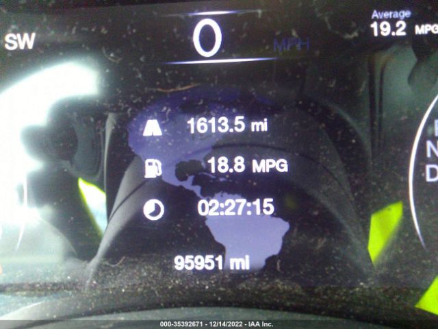 1C4RJEAG0JC268981 Jeep Grand Cherokee Altitude
