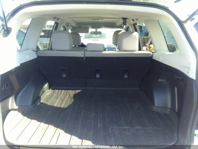 35393163 :رقم المزاد ، JF2SJAMCXEH542457 vin ، 2014 Subaru Forester 2.5i Touring مزاد بيع