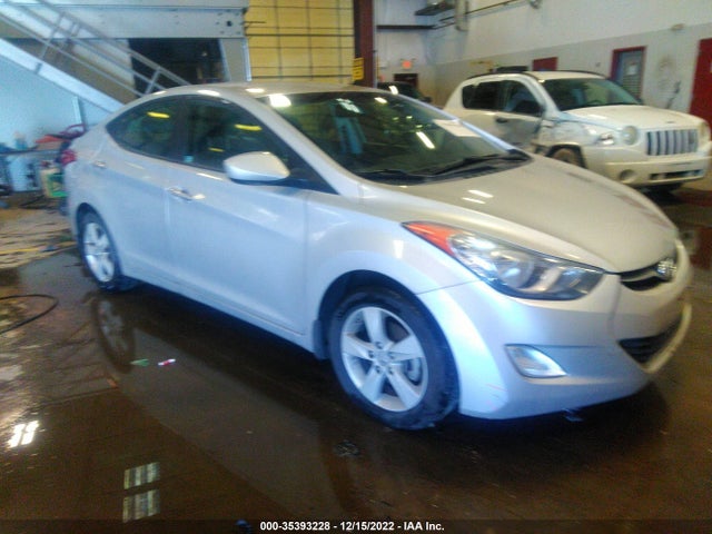 Продаж на аукціоні авто 2013 Hyundai Elantra Gls, vin: KMHDH4AE3DU955879, номер лоту: 35393228