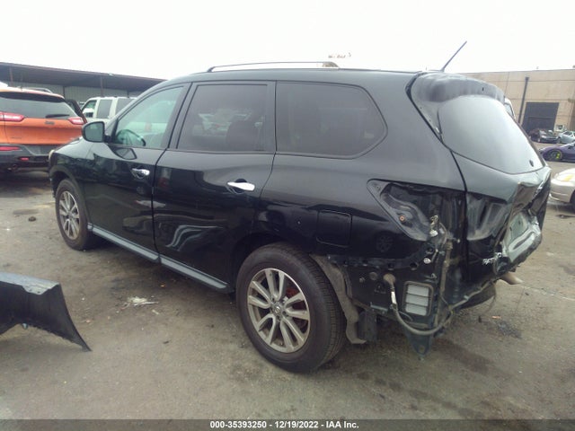 2016 Nissan Pathfinder, VIN: 5N1AR2MN1GC631226