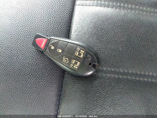 2015 Chrysler Town & Country, VIN: 2C4RC1BG8FR739792