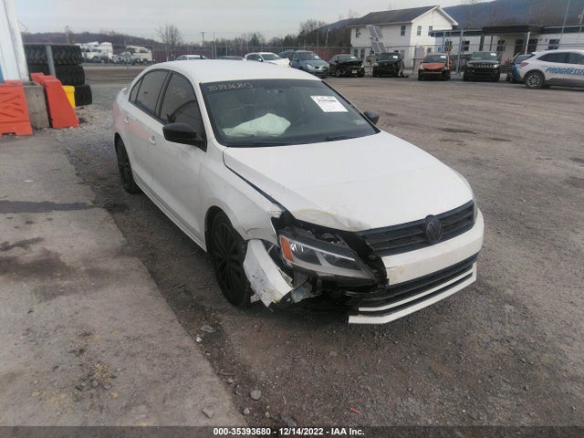 2015 VOLKSWAGEN JETTA SEDAN 1.8T SPORT VIN: 3VWD17AJ7FM216090
