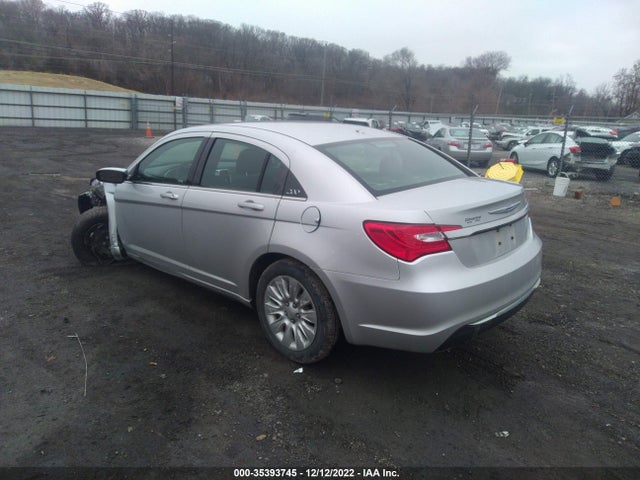 1C3CCBAB3CN163866 Chrysler 200 LX