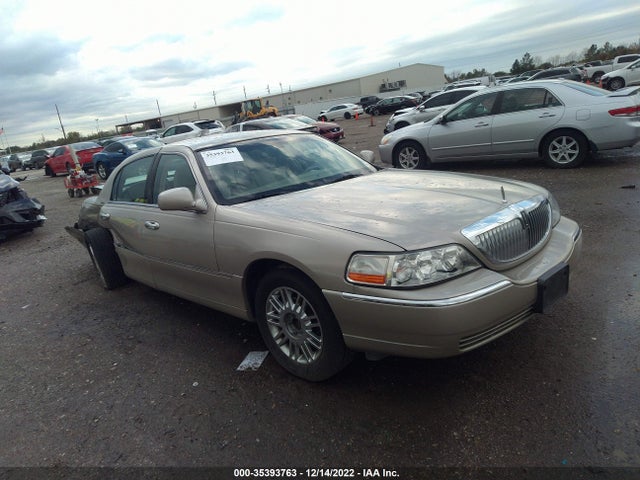 Lincoln Town Car Signature Limited 2009 2LNHM82V39X609057 main image