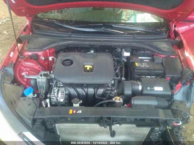 2019 HYUNDAI ELANTRA SEL VIN: KMHD84LFXKU842823