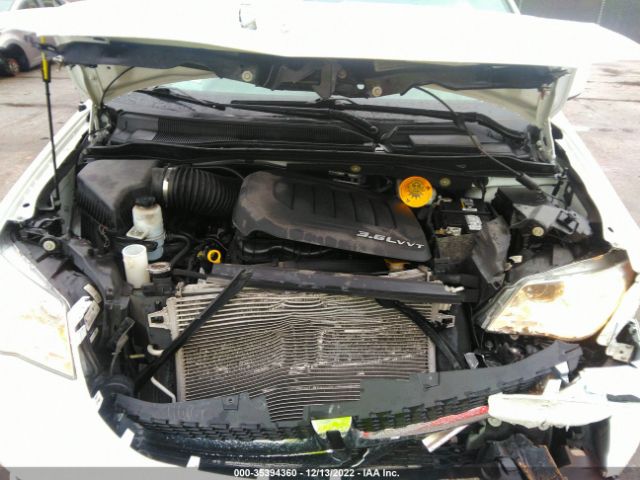 2C4RDGCG3JR205719 Dodge Grand Caravan Sxt