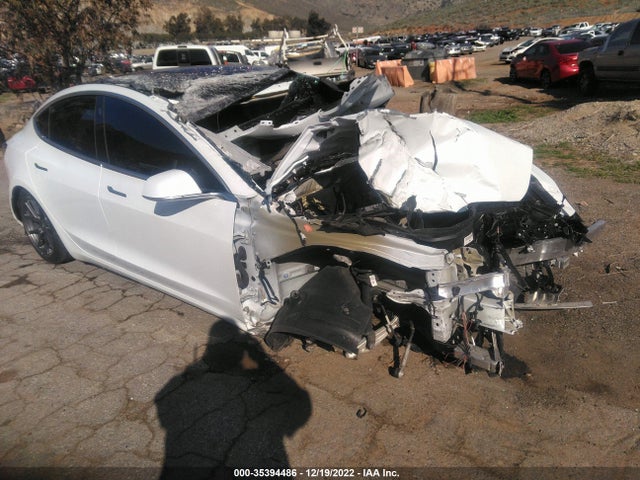 2018 Tesla 3, VIN: 5YJ3E1EA2JF062539