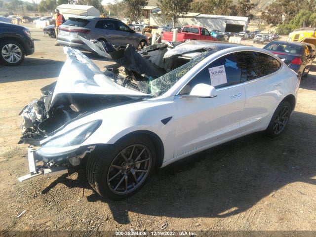 2018 Tesla 3, VIN: 5YJ3E1EA2JF062539