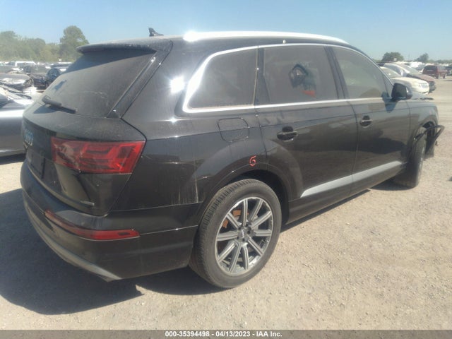 WA1LHAF71KD042313 Audi Q7 Premium Plus