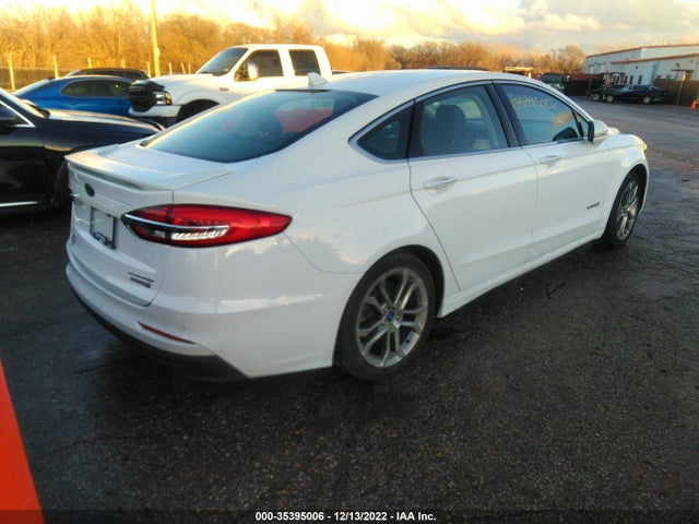 2019 Ford Fusion, VIN: 3FA6P0RU6KR138906