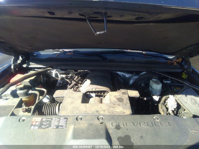 2015 Chevrolet Suburban, VIN: 1GNSCJKC2FR596754