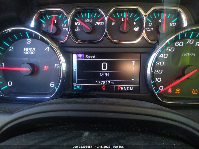 2015 Chevrolet Suburban, VIN: 1GNSCJKC2FR596754