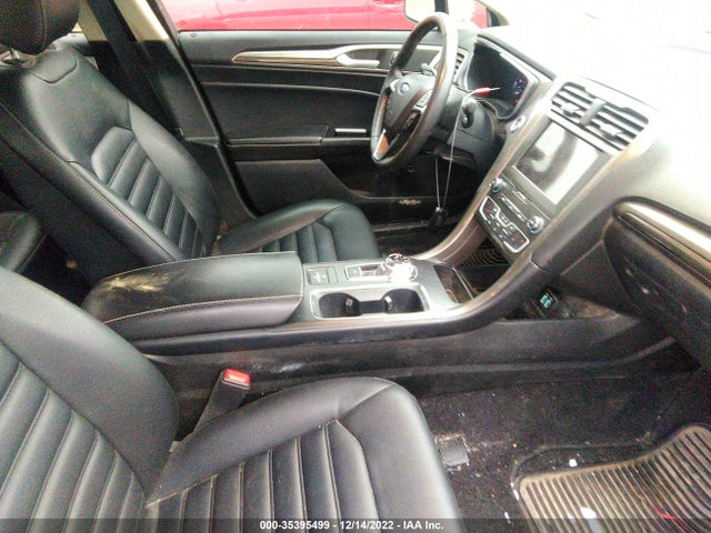 2020 Ford Fusion, VIN: 3FA6P0MU5LR255420