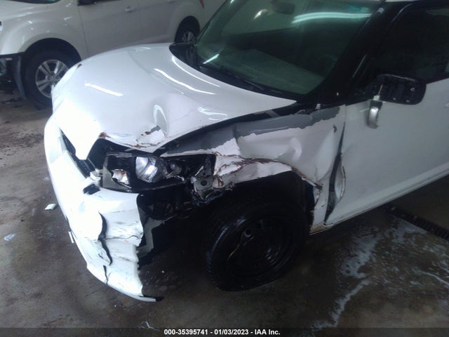 2012 SCION XB VIN: JTLZE4FE7CJ012989