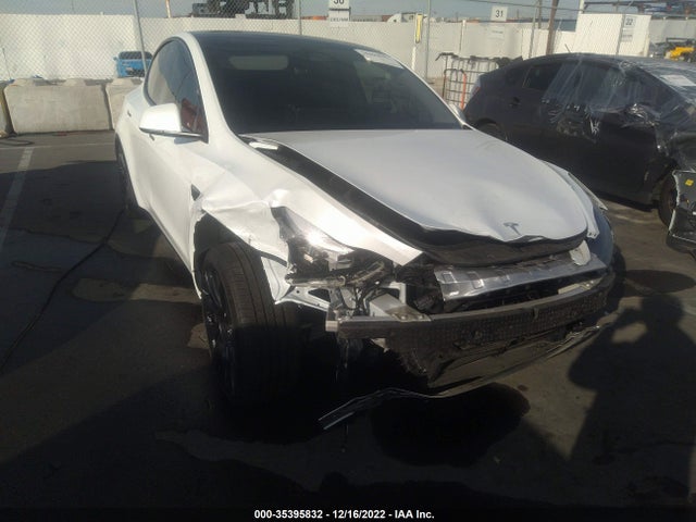 2022 TESLA MODEL Y PERFORMANCE VIN: 7SAYGDEFXNF558632
