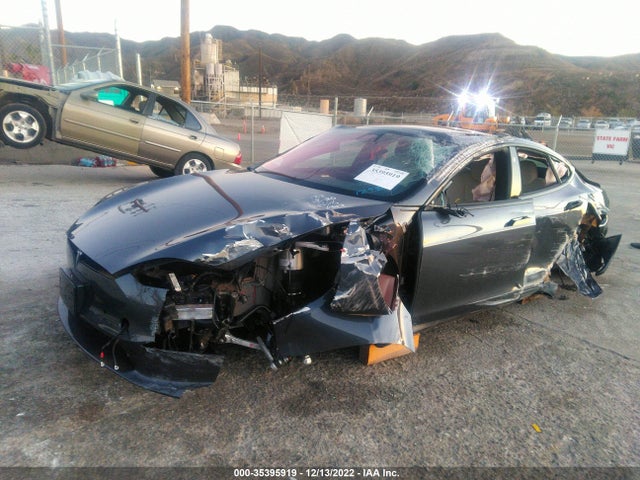 2022 Tesla Model S, VIN: 5YJSA1E50NF492568