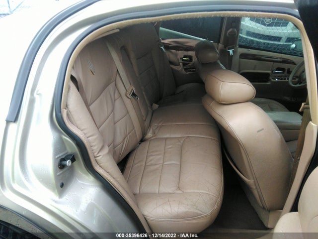 Lincoln Town Car Executive 2001 1LNHM81W01Y653984 Image 9
