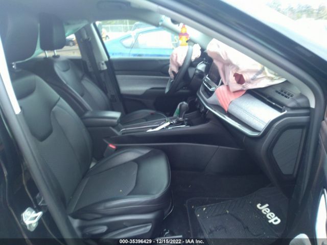 3C4NJDBB6NT128987 Jeep Compass Latitude