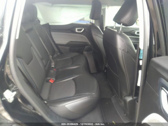3C4NJDBB6NT128987 Jeep Compass Latitude