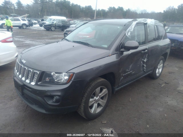 1C4NJDEB3HD190983 Jeep Compass Latitude