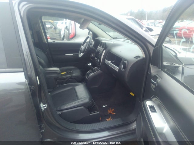 1C4NJDEB3HD190983 Jeep Compass Latitude