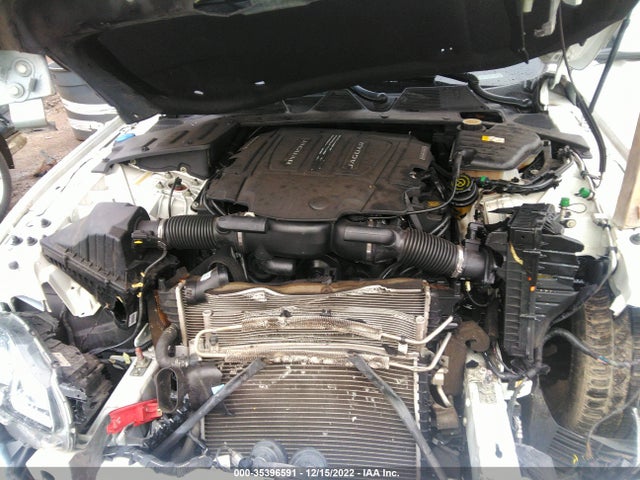 Jaguar XJ 2016 SAJWJ1CD7G8W02063 Image 11