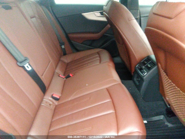 2018 Audi A4, VIN: WAUENAF41JN010139