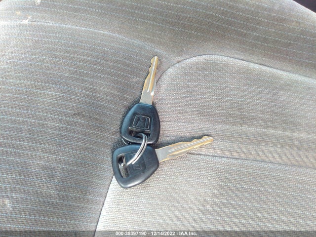 2000 HONDA ACCORD SDN LX VIN: 1HGCG1644YA076191