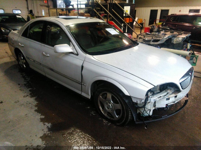 2001 1LNHM86S71Y609101 головне зображення
