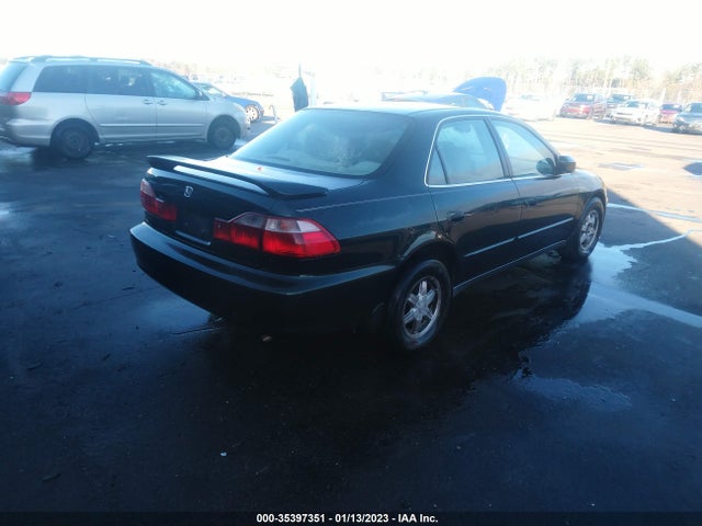 1999 HONDA ACCORD SDN LX VIN: 1HGCG5641XA070273