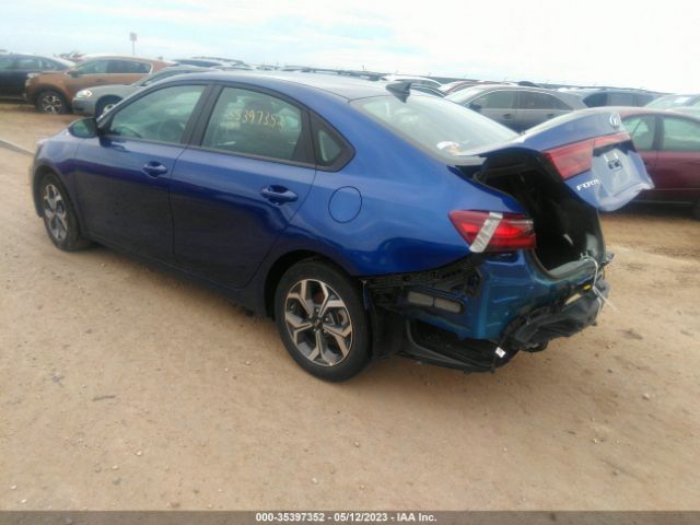 3KPF24AD3ME295038 KIA Forte Lxs