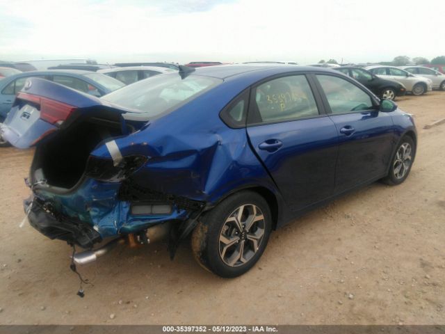 3KPF24AD3ME295038 KIA Forte Lxs