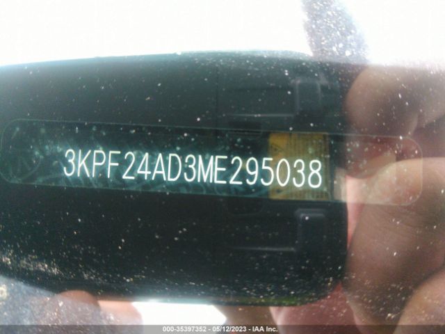3KPF24AD3ME295038 KIA Forte Lxs