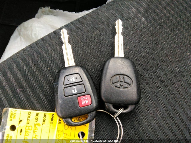 Toyota RAV4 LE 2014 2T3ZFREV4EW115718 Image 3