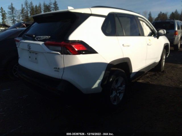2021 TOYOTA RAV4 XLE VIN: 2T3P1RFV3MW214761