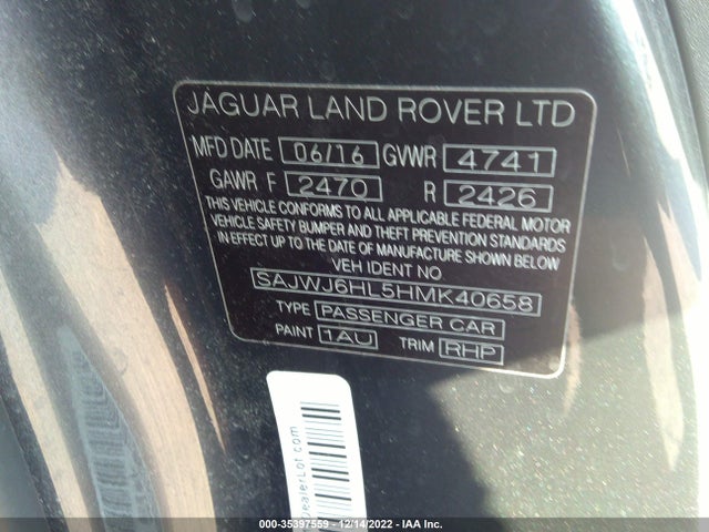 2017 Jaguar F-TYPE, VIN: SAJWJ6HL5HMK40658