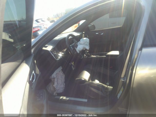 7JR102FM4LG054540 Volvo S60 R-design