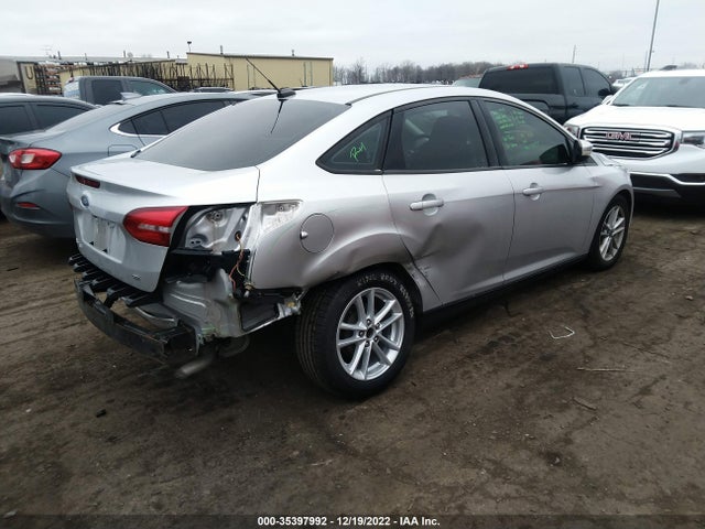2017 Ford Focus, VIN: 1FADP3F2XHL257612