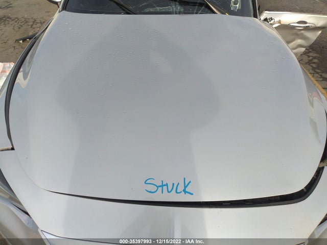 2018 Infiniti Q60, VIN: JN1EV7EK2JM341956