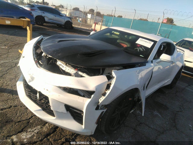 Chevrolet CAMARO 2SS 2017 1G1FH1R71H0151362 Image 2