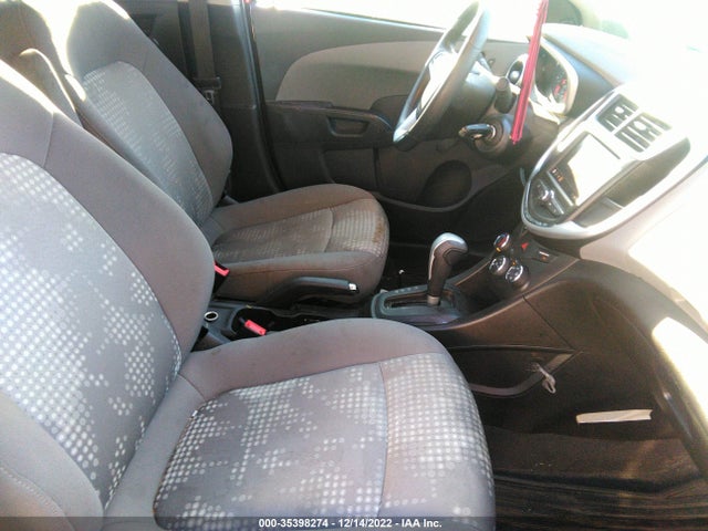Chevrolet SONIC LS 2020 1G1JB5SB9L4100940 Image 6