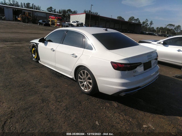2021 Audi A4, VIN: WAUABAF49MN012121