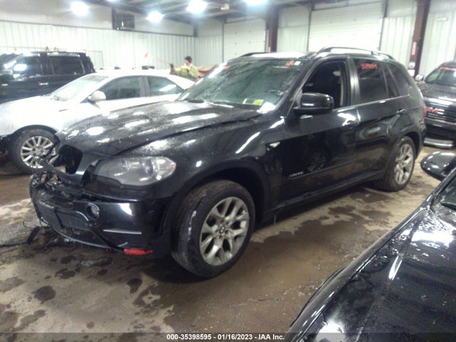 BMW X5 35i 2012 5UXZV4C55CL989776 Image 2